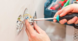 Электромонтажные работы Светлоград цена 458 руб Электрика под ключ